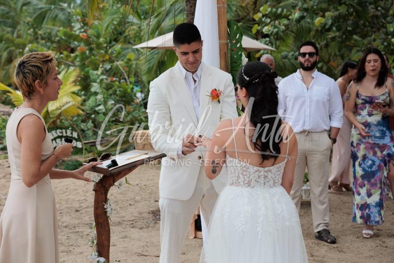 Wedding in Puerto Viejo Costa Rica Beach by Gabriel Anta Photographer