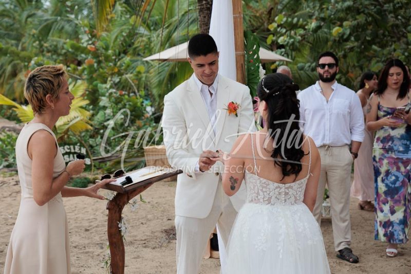 Wedding in Puerto Viejo Costa Rica Beach by Gabriel Anta Photographer