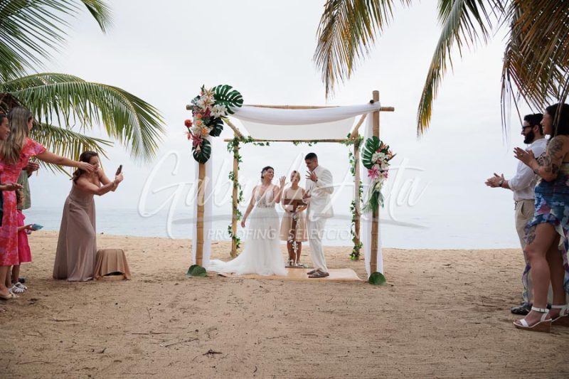 Wedding in Puerto Viejo Costa Rica Beach by Gabriel Anta Photographer