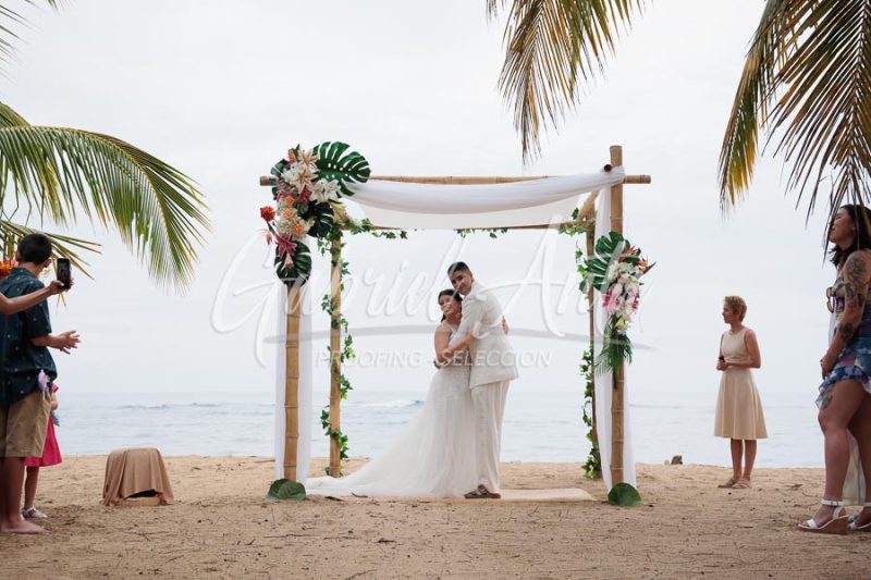 Wedding in Puerto Viejo Costa Rica Beach by Gabriel Anta Photographer