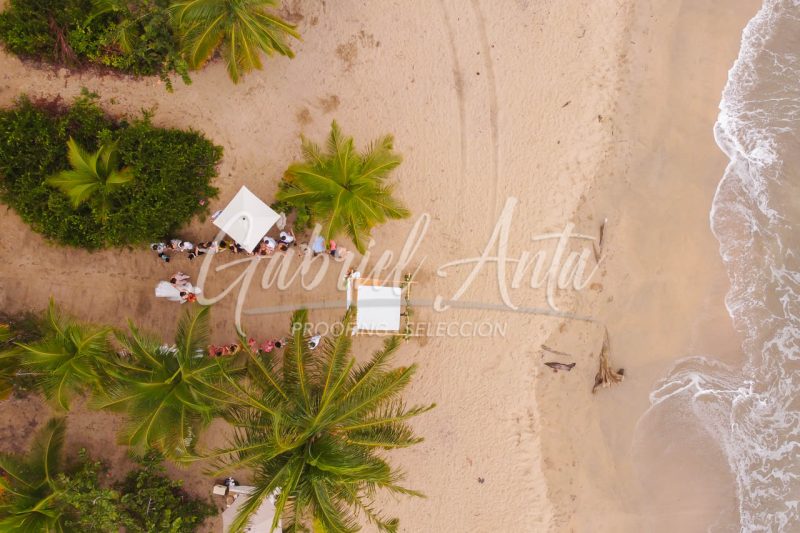 Wedding in Puerto Viejo Costa Rica Beach by Gabriel Anta Photographer