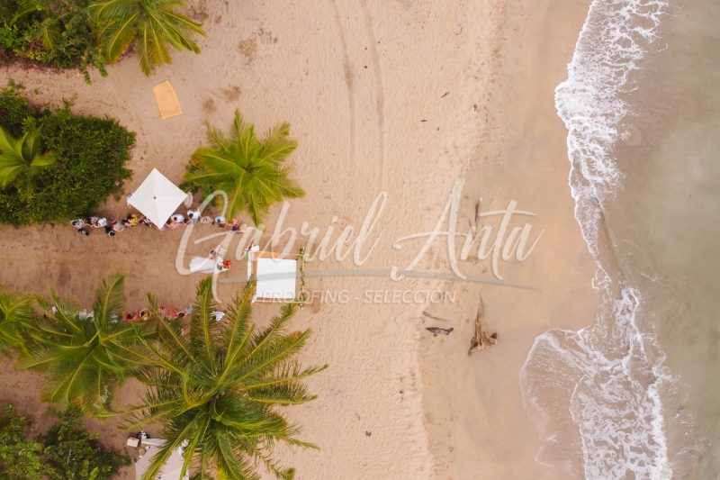 Wedding in Puerto Viejo Costa Rica Beach by Gabriel Anta Photographer