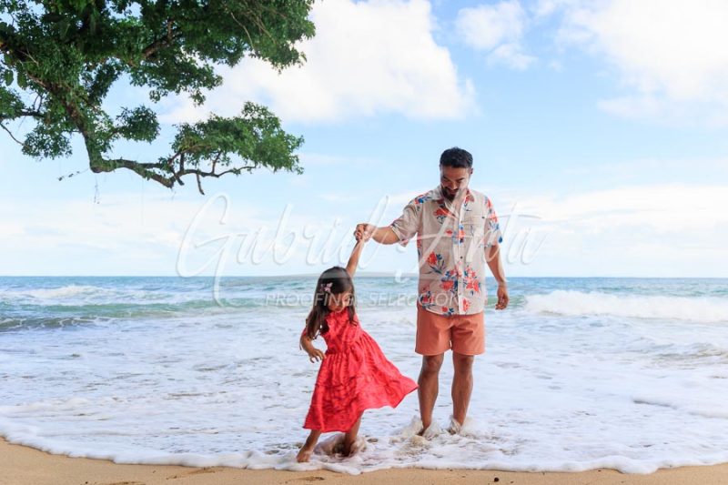 Sesión de Fotos de Maternidad en Puerto Viejo de Talamanca (Costa Rica)