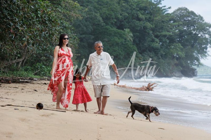 Sesión de Fotos de Maternidad en Puerto Viejo de Talamanca (Costa Rica)