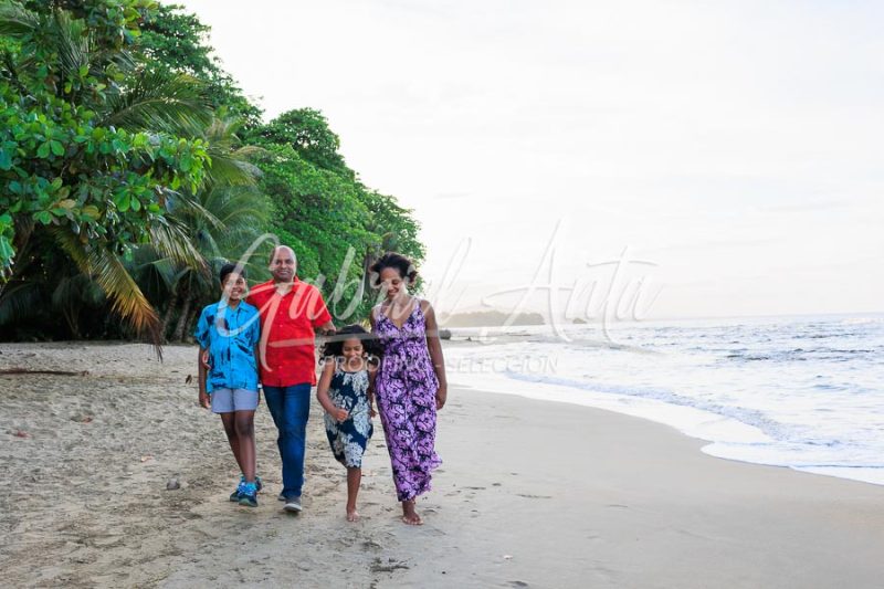 Family Photo Shoot Costa Rica Puerto Viejo