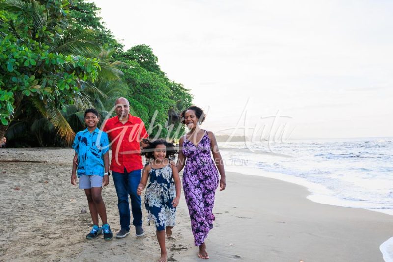 Family Photo Shoot Costa Rica Puerto Viejo