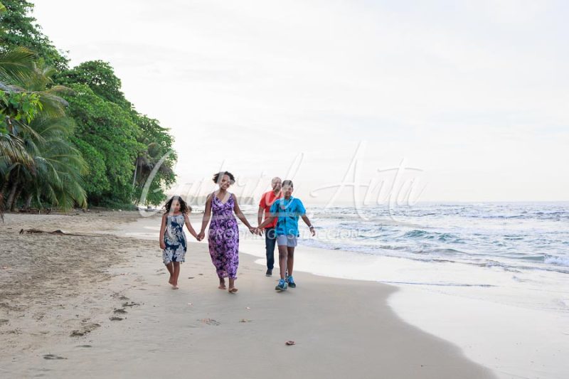 Family Photo Shoot Costa Rica Puerto Viejo