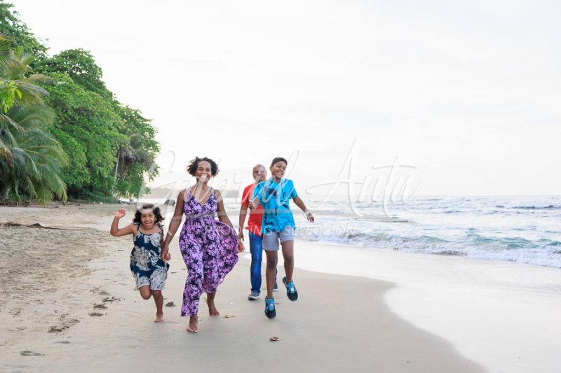 Family Photo Shoot Costa Rica Puerto Viejo