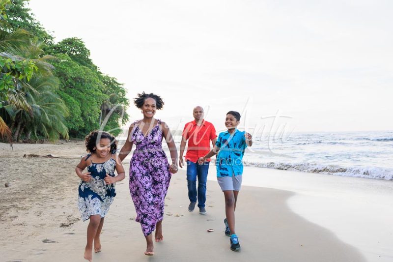 Family Photo Shoot Costa Rica Puerto Viejo