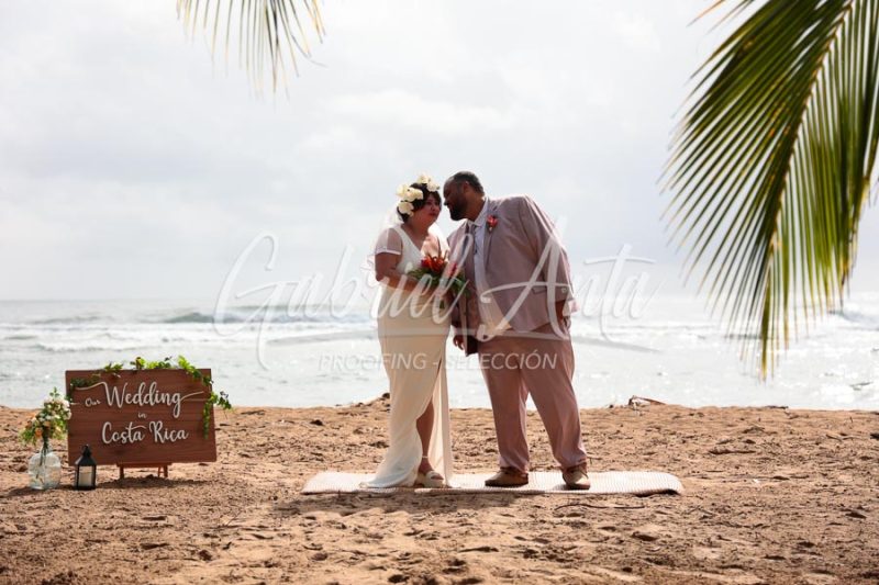 Elopement Wedding in Puerto Viejo de Talamanca Costa Rica