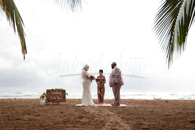 Elopement Wedding in Puerto Viejo de Talamanca Costa Rica