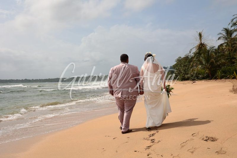 Elopement Wedding in Puerto Viejo de Talamanca Costa Rica