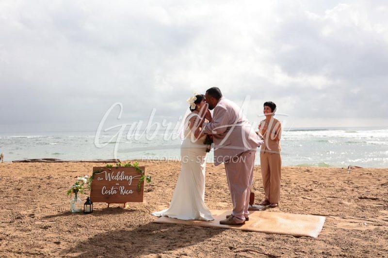 Elopement Wedding in Puerto Viejo de Talamanca Costa Rica