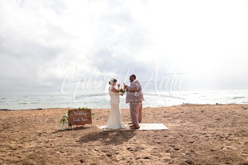 Elopement Wedding in Puerto Viejo de Talamanca Costa Rica