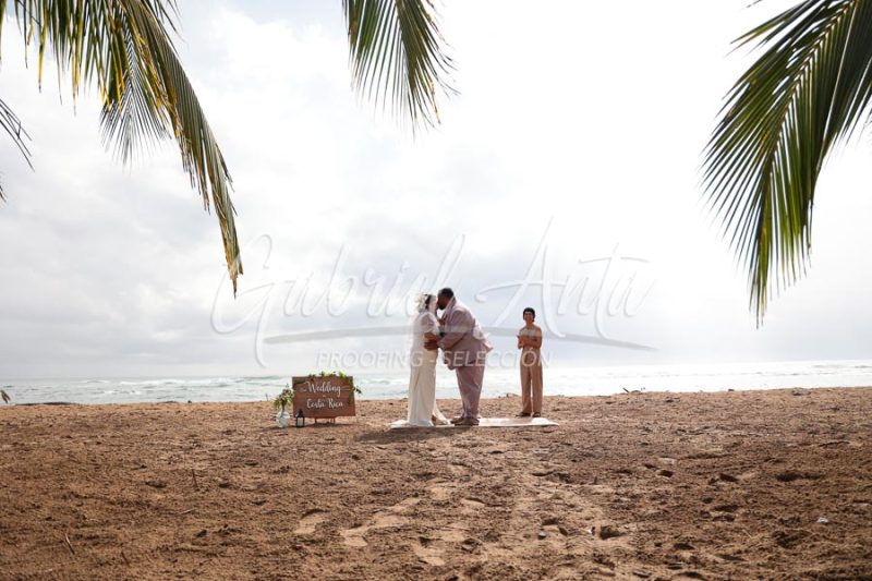 Elopement Wedding in Puerto Viejo de Talamanca Costa Rica