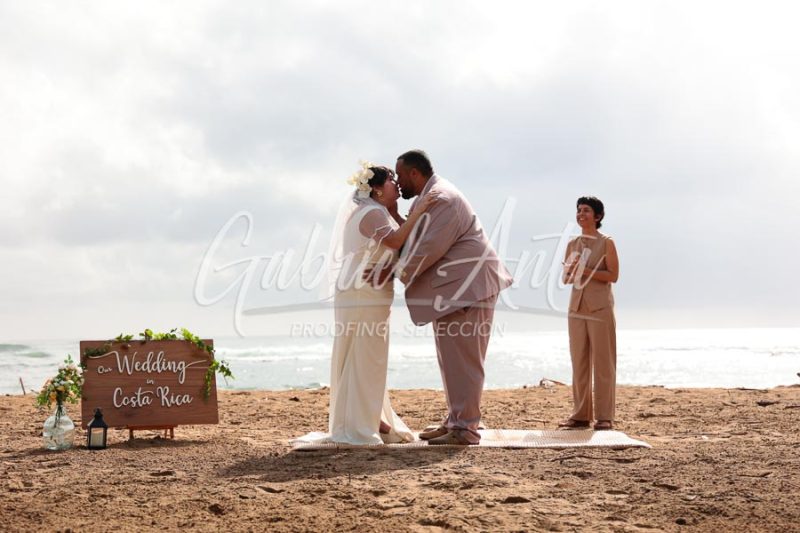 Elopement Wedding in Puerto Viejo de Talamanca Costa Rica