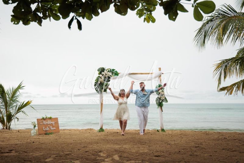 Elopement Wedding in Costa Rica - Puerto Viejo de Talamanca
