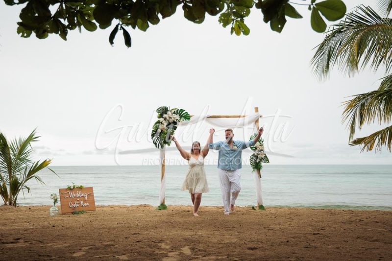 Elopement Wedding in Costa Rica - Puerto Viejo de Talamanca