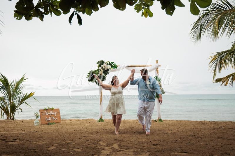 Elopement Wedding in Costa Rica - Puerto Viejo de Talamanca