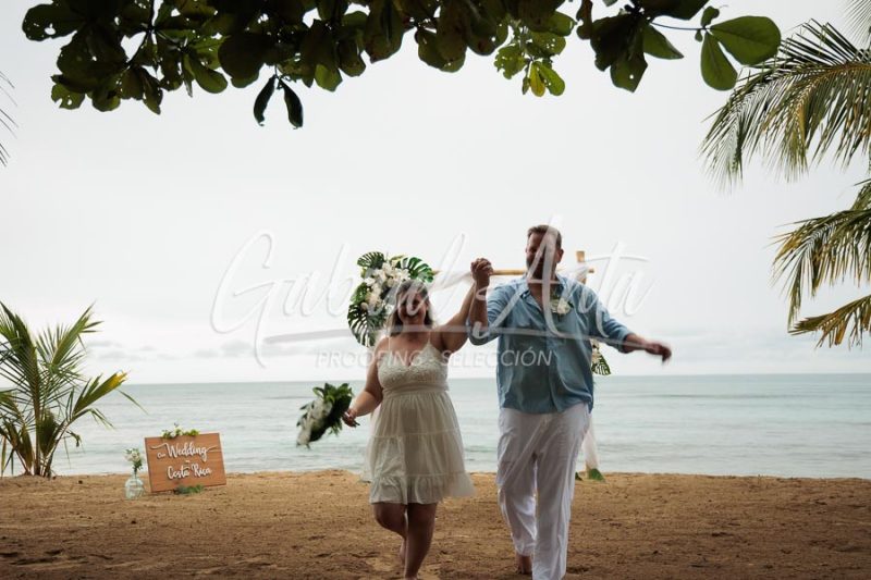 Elopement Wedding in Costa Rica - Puerto Viejo de Talamanca