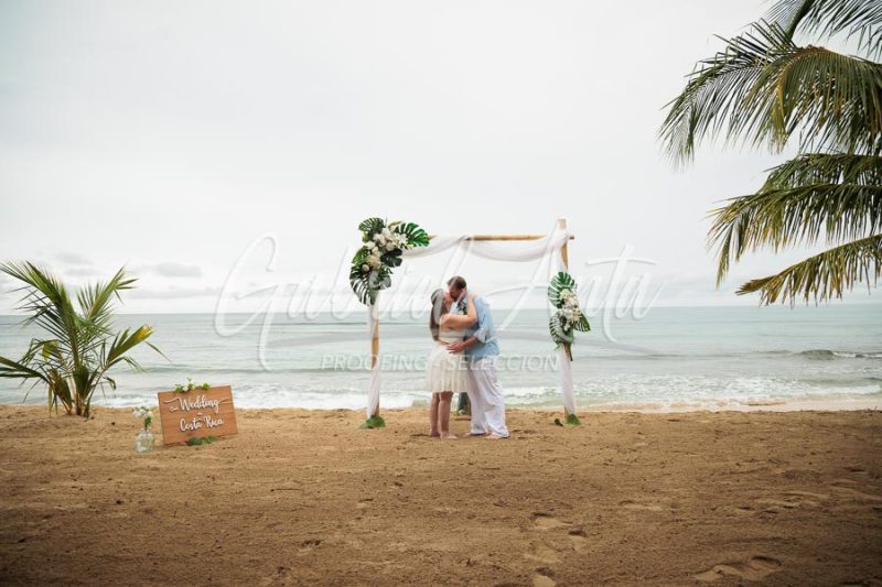 Elopement Wedding in Costa Rica - Puerto Viejo de Talamanca