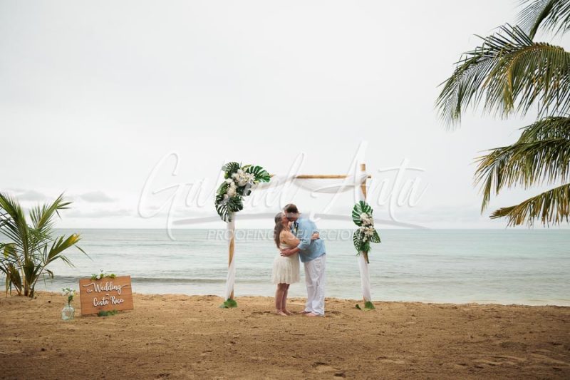 Elopement Wedding in Costa Rica - Puerto Viejo de Talamanca