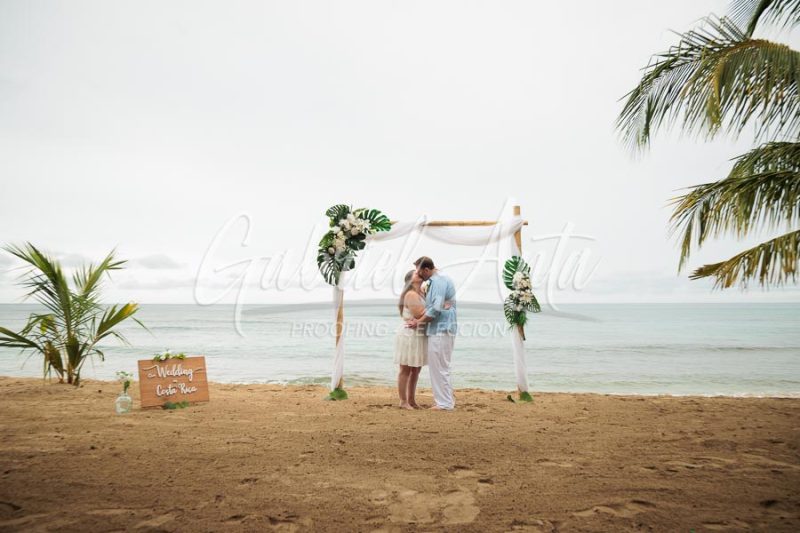 Elopement Wedding in Costa Rica - Puerto Viejo de Talamanca
