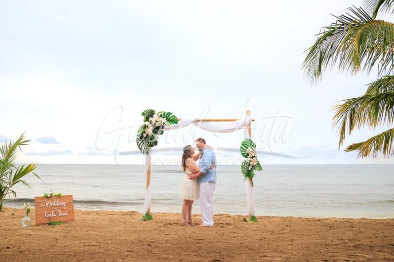Elopement Wedding in Costa Rica - Puerto Viejo de Talamanca