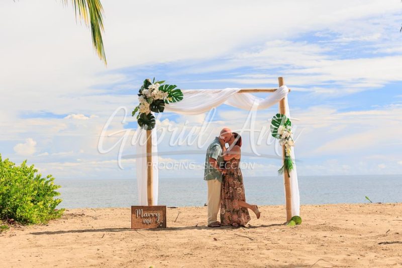 Propuesta de Matrimonio Pedida en Puerto Viejo (Costa Rica)
