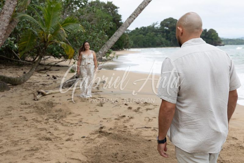 Propuesta de Matrimonio en la Playa en Puerto Viejo de Talamanca (Costa Rica)