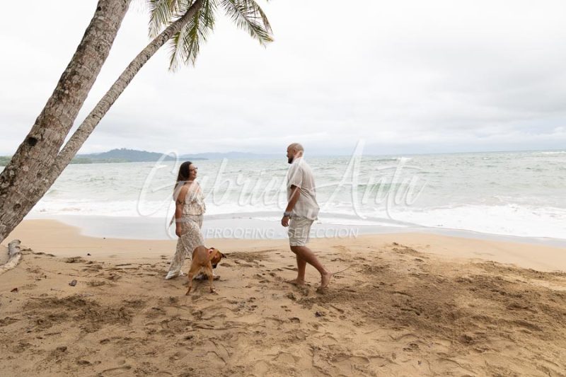 Propuesta de Matrimonio en la Playa en Puerto Viejo de Talamanca (Costa Rica)
