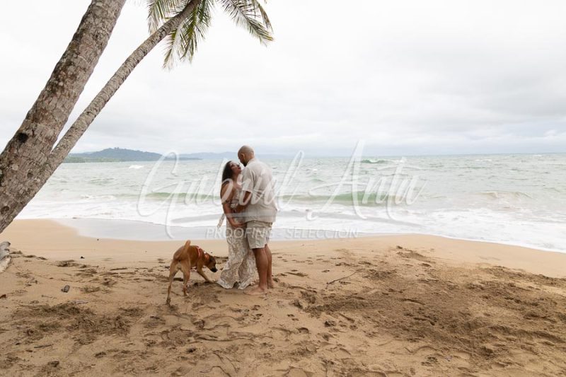 Propuesta de Matrimonio en la Playa en Puerto Viejo de Talamanca (Costa Rica)
