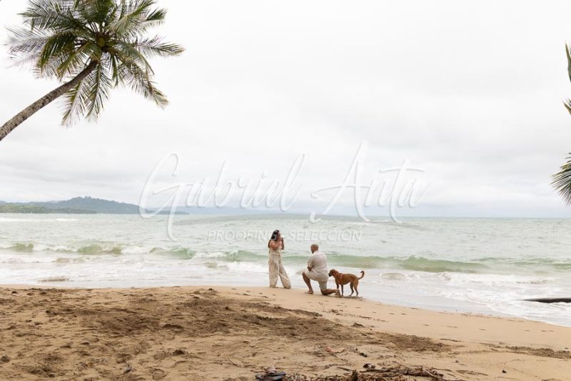 Propuesta de Matrimonio en la Playa en Puerto Viejo de Talamanca (Costa Rica)