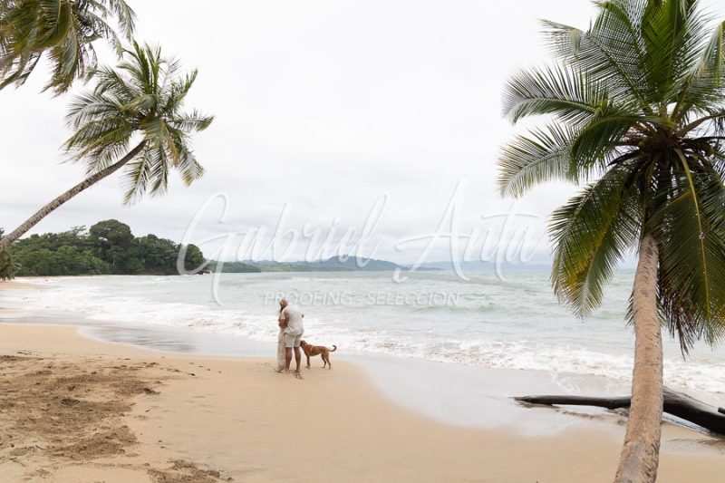 Propuesta de Matrimonio en la Playa en Puerto Viejo de Talamanca (Costa Rica)