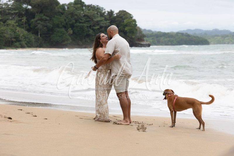 Propuesta de Matrimonio en la Playa en Puerto Viejo de Talamanca (Costa Rica)