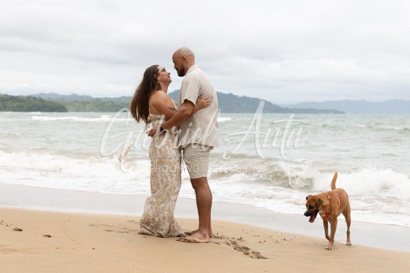 Propuesta de Matrimonio en la Playa en Puerto Viejo de Talamanca (Costa Rica)