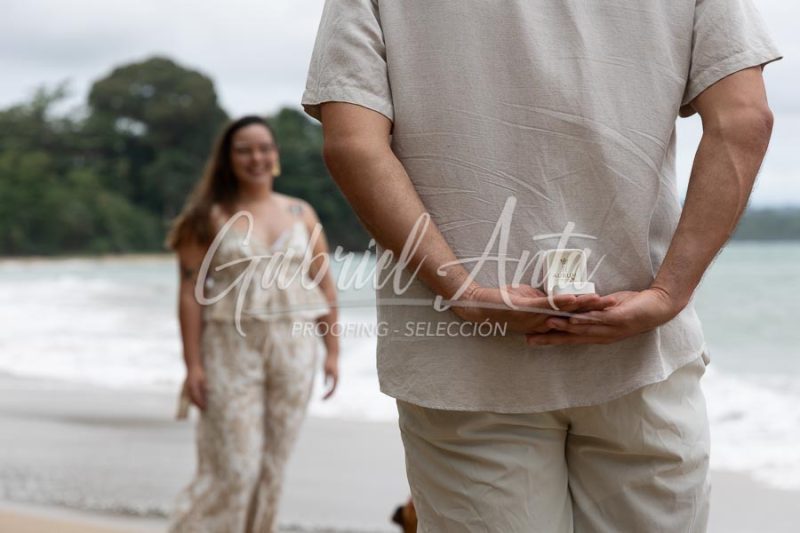 Propuesta de Matrimonio en la Playa en Puerto Viejo de Talamanca (Costa Rica)