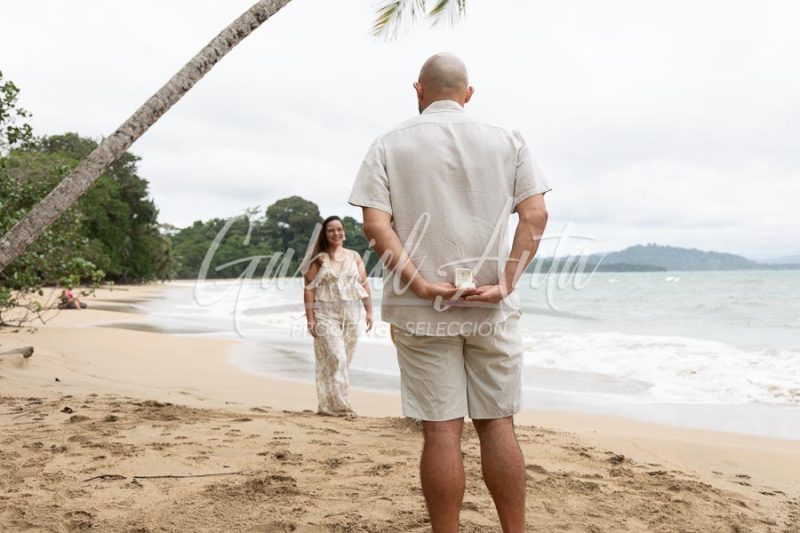 Propuesta de Matrimonio en la Playa en Puerto Viejo de Talamanca (Costa Rica)