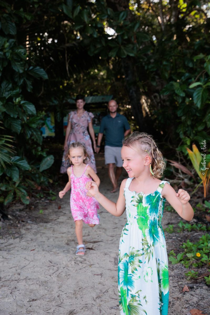 Family Photographer in Puerto Viejo, Costa Rica – Beach & Jungle Sessions