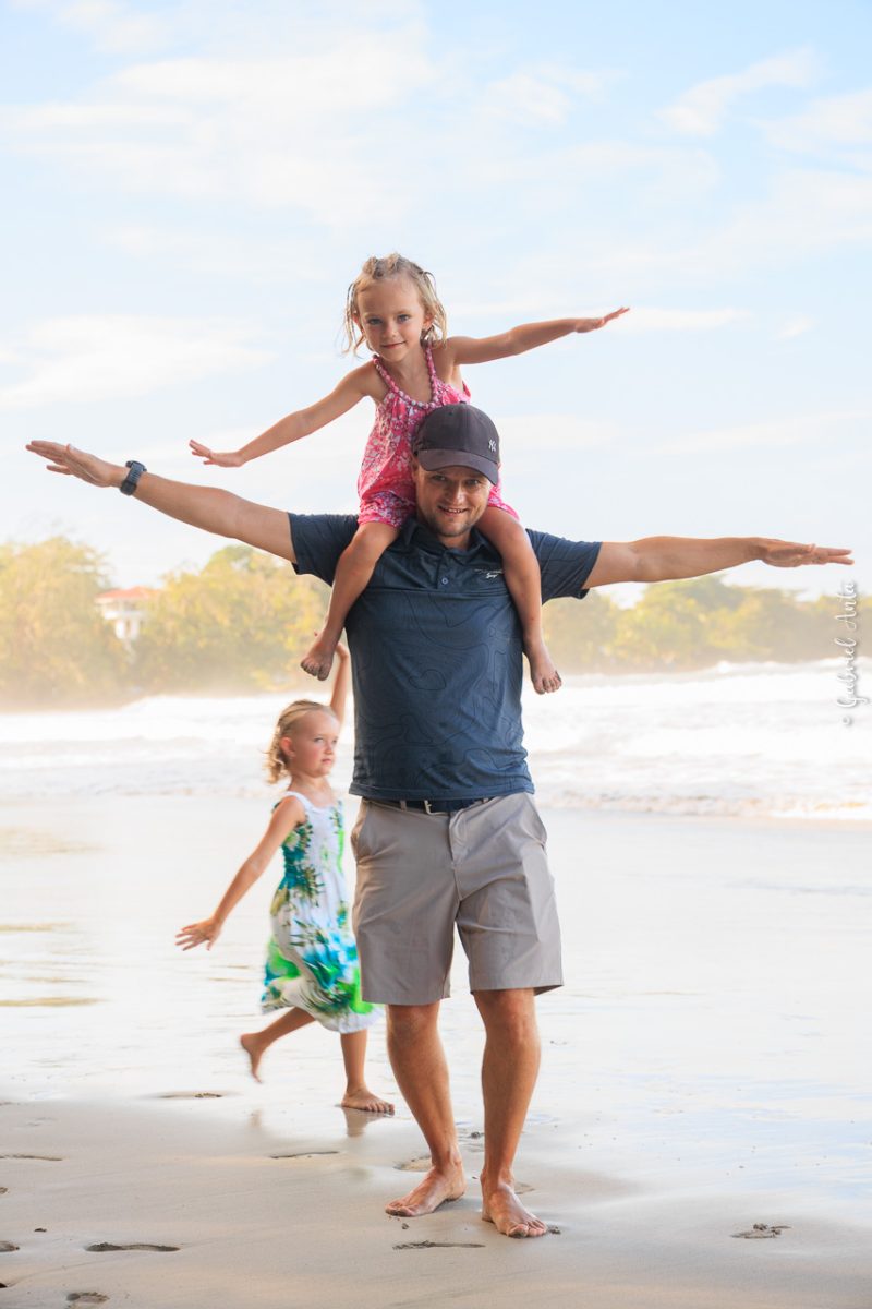 Family Photographer in Puerto Viejo, Costa Rica – Beach & Jungle Sessions