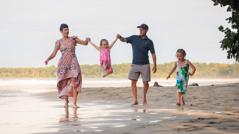 Family Photographer in Puerto Viejo, Costa Rica – Beach & Jungle Sessions