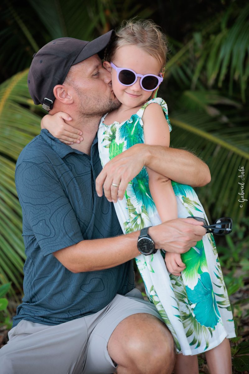 Family Photographer in Puerto Viejo, Costa Rica – Beach & Jungle Sessions