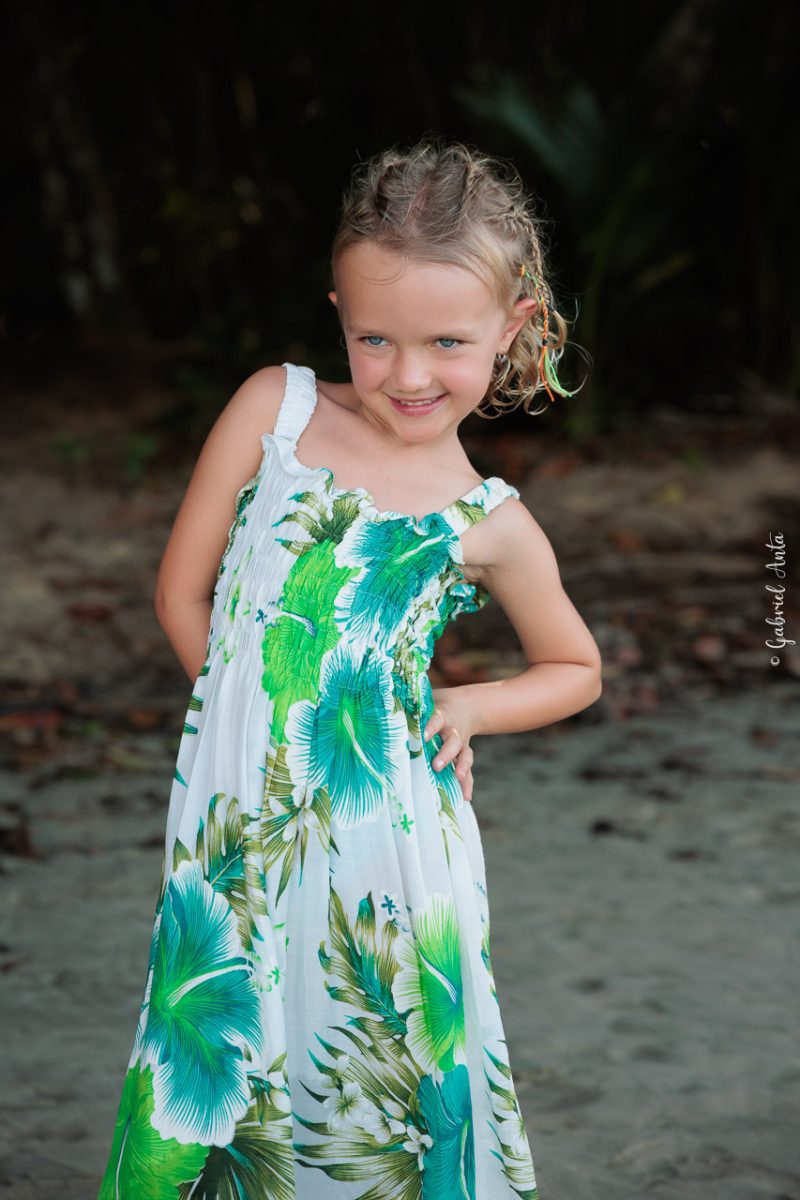 Family Photographer in Puerto Viejo, Costa Rica – Beach & Jungle Sessions