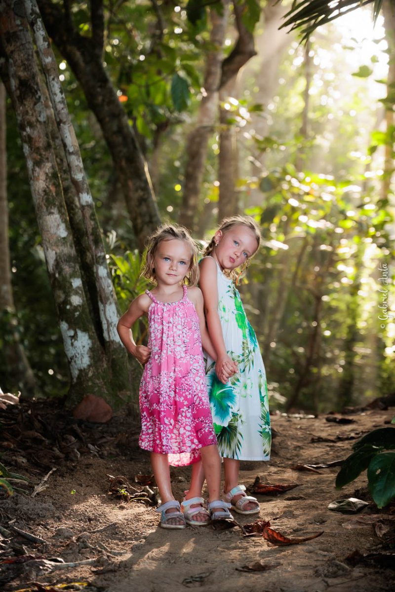 Family Photographer in Puerto Viejo, Costa Rica – Beach & Jungle Sessions