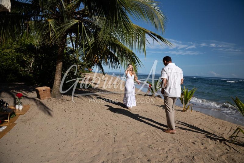 Propuesta de Matrimonio en la playa en Puerto Viejo
