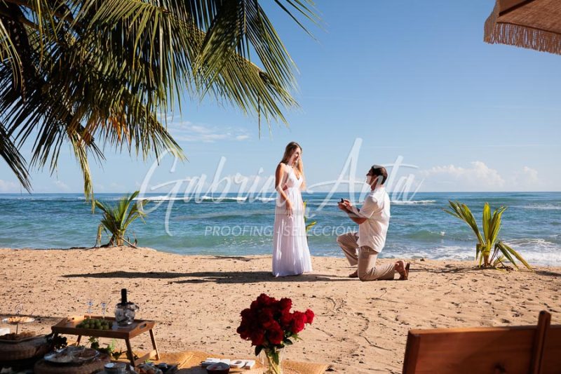 Propuesta de Matrimonio en la playa en Puerto Viejo