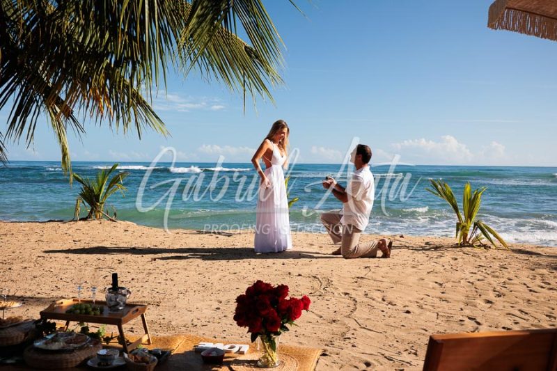 Propuesta de Matrimonio en la playa en Puerto Viejo