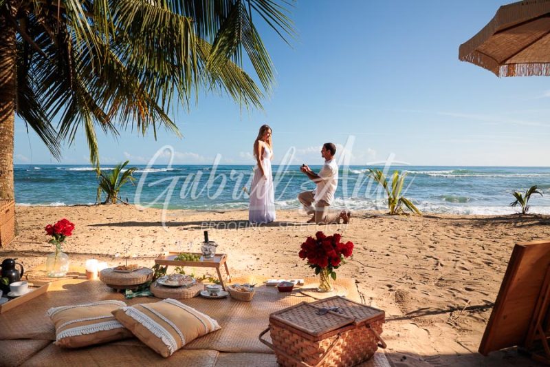 Propuesta de Matrimonio en la playa en Puerto Viejo