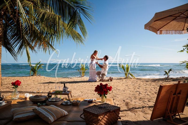 Propuesta de Matrimonio en la playa en Puerto Viejo