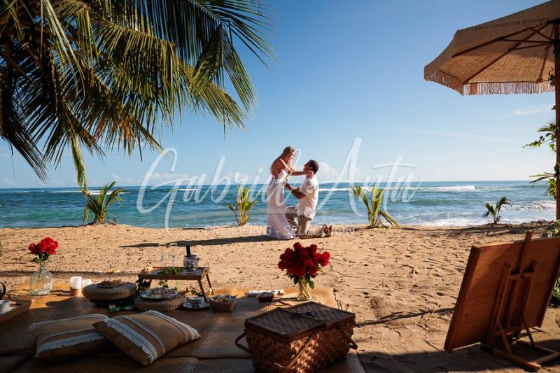 Propuesta de Matrimonio en la playa en Puerto Viejo